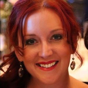 Meet your Posher, Noelle